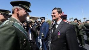 Sérgio Moro recebe a Ordem do Mérito Militar, mais importante condecoração do Exército